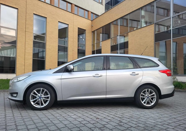 Ford Focus cena 28900 przebieg: 180102, rok produkcji 2016 z Kraków małe 211